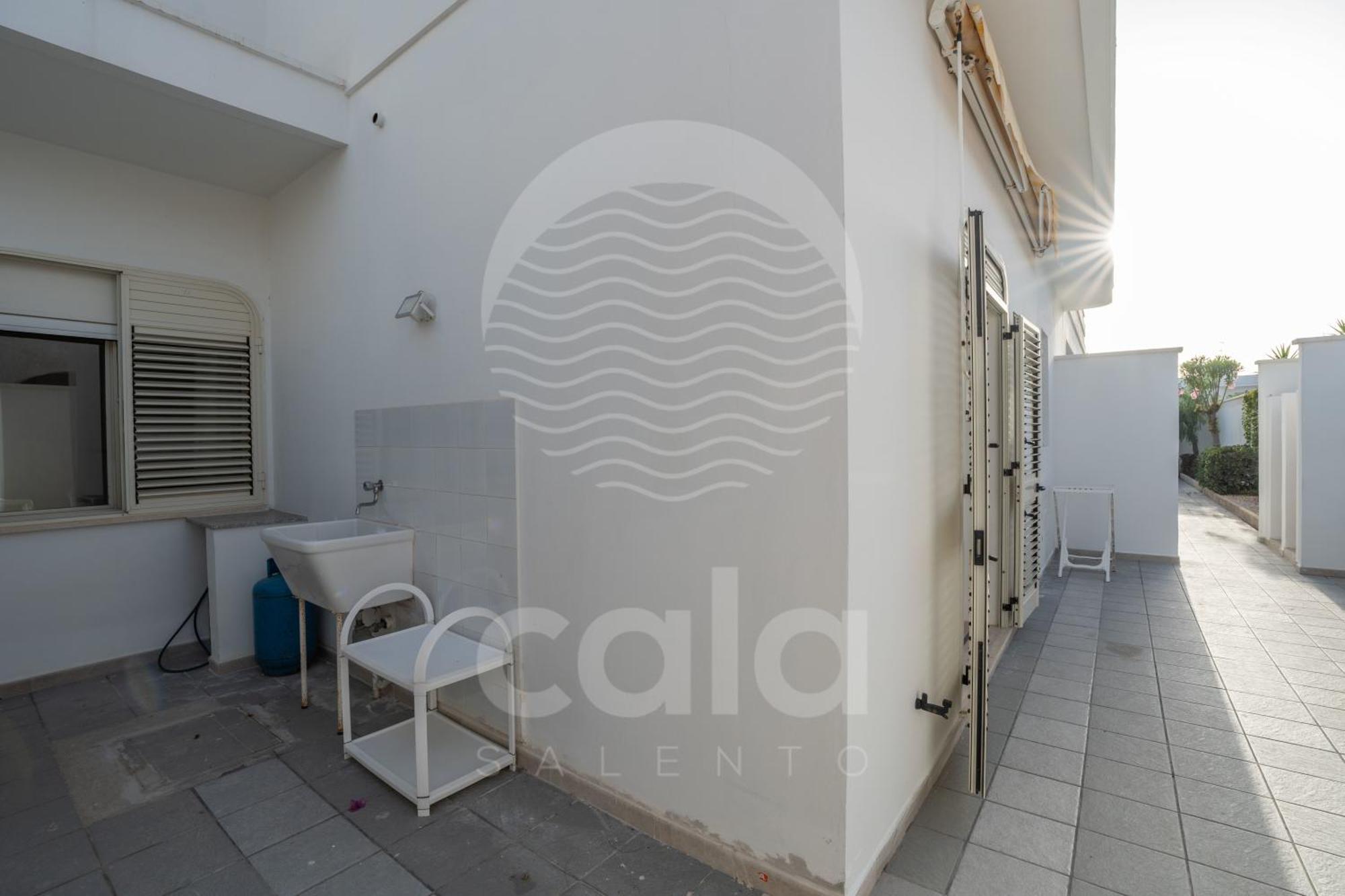 Villa Waterfront Porto Cesareo Esterno foto